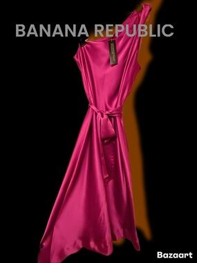 Banana Republic One-Shoulder Satin Dress in Fuchsia